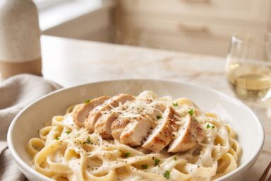 Creamy Chicken Alfredo Pasta